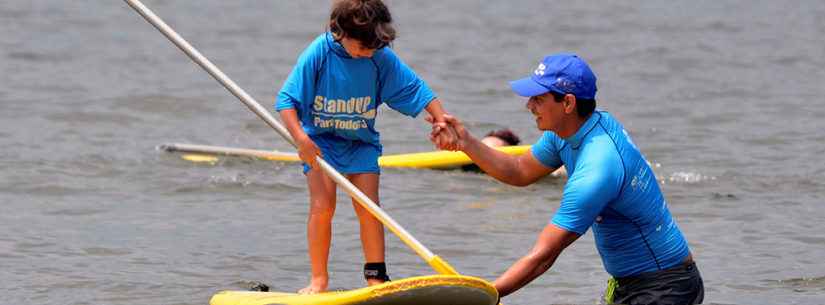 Praias de Caraguatatuba recebem projeto SUP e Surf para Todos em dois finais de semana