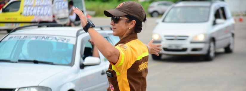 Agentes atuam para dar fluidez no tráfego no retorno do Réveillon em Caraguatatuba