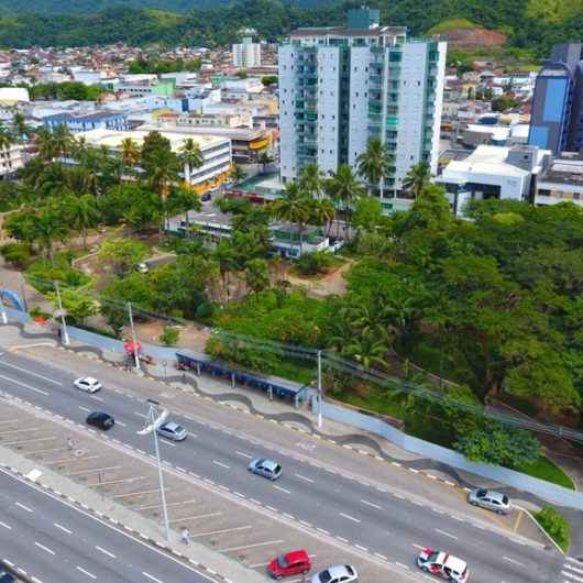 Prefeitura fecha Praça Diógenes Ribeiro para início das obras de revitalização