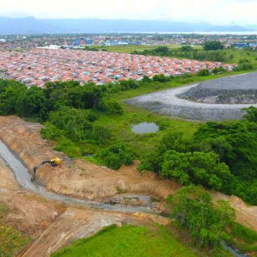 Obras contra enchentes aceleram escoamento das águas em bairros de Caraguatatuba