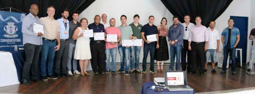 Prefeitura e EDP encerram curso de Gestão Energética Municipal e economia pode chegar a R$ 3,5 milhões até 2022 Prefeitura e EDP encerram curso de Gestão Energética Municipal e economia pode chegar a R$ 3,5 milhões até 2022