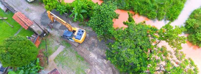 Prefeitura continua com trabalho no Perequê-Mirim para melhorar escoamento de águas