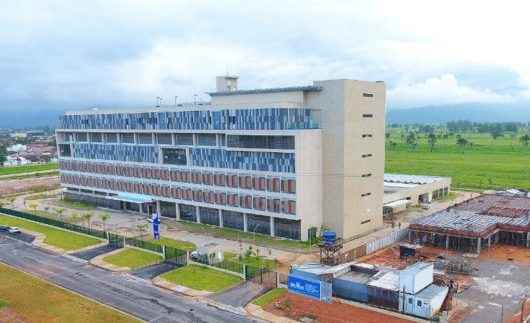 Prefeitos do Litoral Norte participam de visita técnica ao Hospital Regional em Caraguatatuba