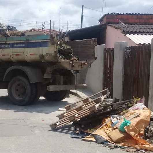 Região Sul de Caraguatatuba recebe operação especial de limpeza