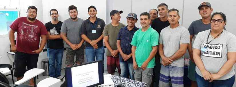 Prefeitura orienta maricultores sobre legislações em passeios à Fazenda de Mexilhão