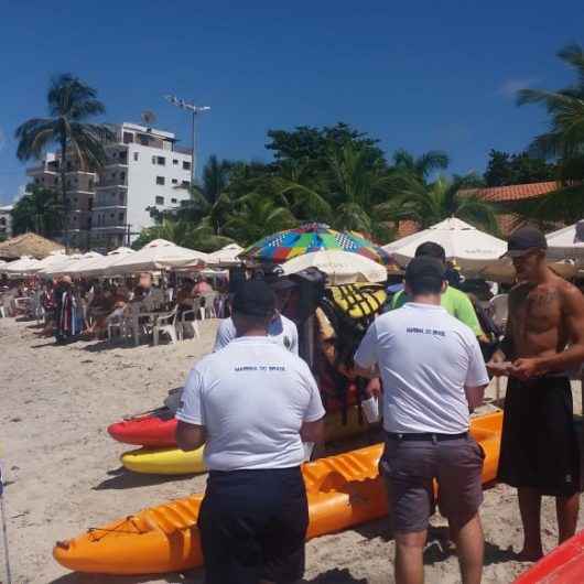 Com foco no Carnaval, Marinha do Brasil e Prefeitura de Caraguatatuba realizam ações preventivas nas praias