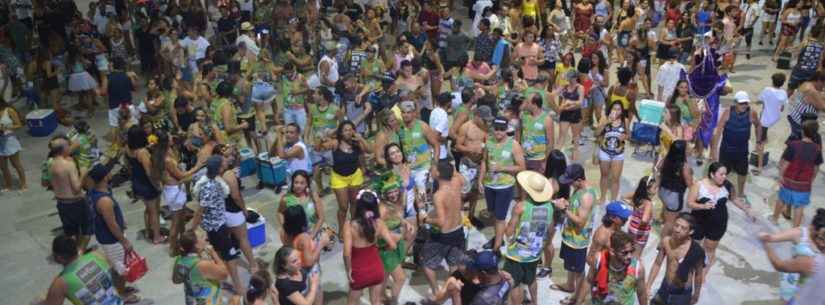 Bloco Azedô o Pé do Frango anima o Centro de Caraguatatuba