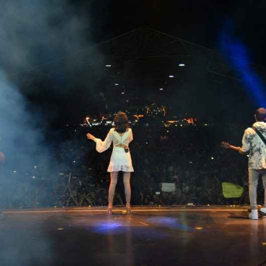 Banda Melim leva 35 mil pessoas à Praça da Cultura e encerra o Caraguatatuba Summer Festival