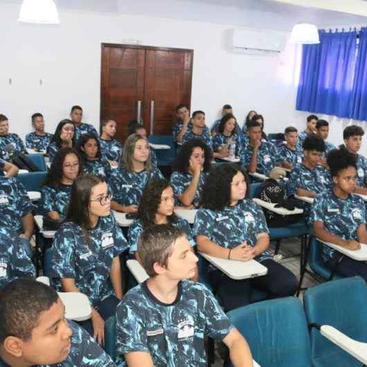 Integrantes da Guarda Mirim de Caraguatatuba são capacitados para atuarem como Jovens Aprendizes
