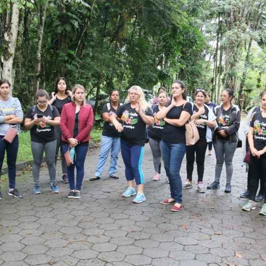 CEI de Caraguatatuba promove momento de aprendizado ao ar livre à comunidade acadêmica do Rio do Ouro