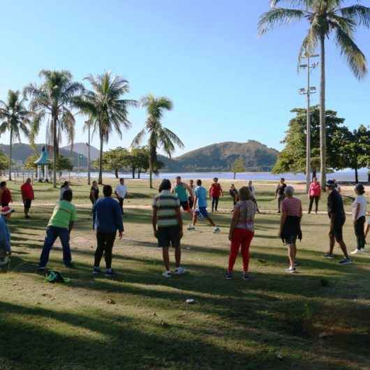 Programa Praia Acessível recebe aula gratuita de dança nesta sexta-feira (7/2)