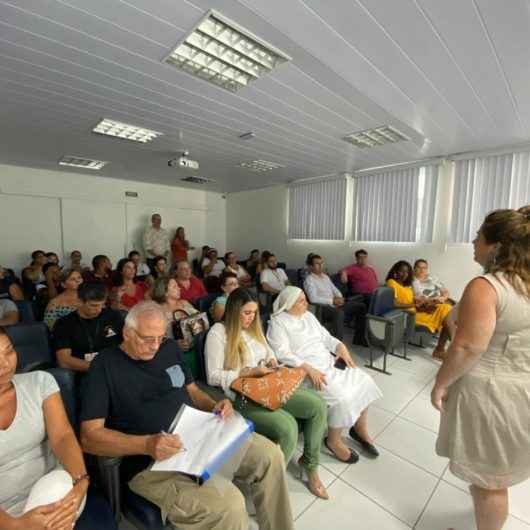 Prefeitura de Caraguatatuba se reúne com representantes de instituições de caridade para combate ao Covid-19