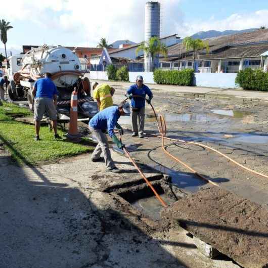 Megaoperação da Secretaria de Serviços Públicos é realizada no Porto Novo