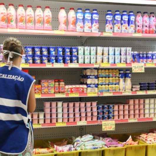 Procon de Caraguatatuba autua supermercados e multas ultrapassam R$ 1,4 milhão