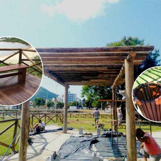 Prefeitura de Caraguatatuba inicia instalação de pergolados, lixeiras e bancos de madeiras