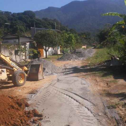 Prefeitura realiza manutenção em tubos de drenagem no Jetuba