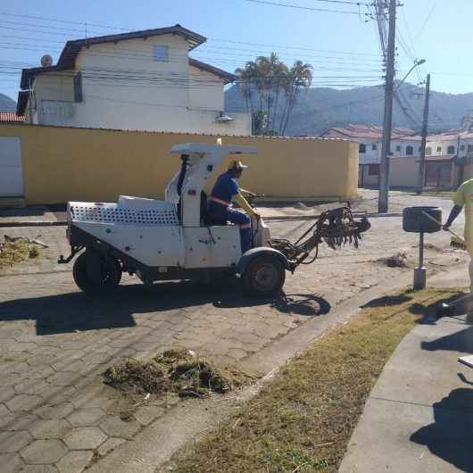 Sesep realiza roçada de Norte a Sul da cidade