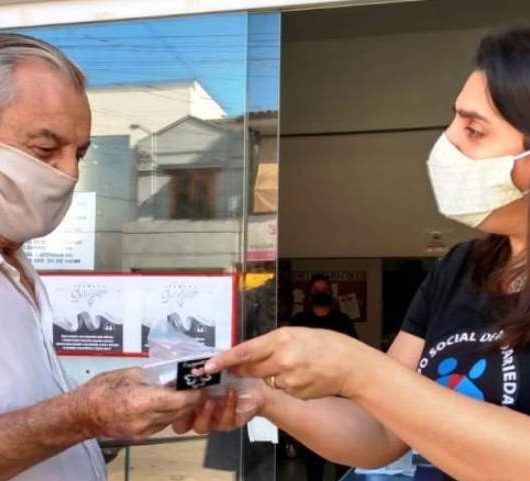 Fundo Social de Caraguatatuba inicia entrega de 10 mil máscaras artesanais