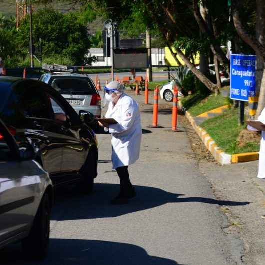 Barreira Sanitária em Caraguatatuba aborda mais de 1 mil veículos no super feriado