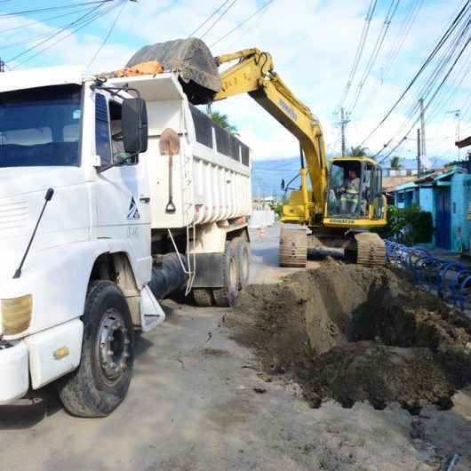 Obras de drenagem e repavimentação no Barranco Alto entram na reta final