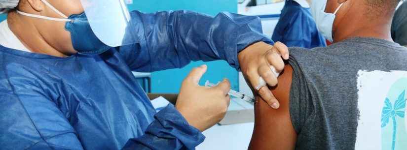 Trabalhadores da limpeza urbana são vacinados contra gripe H1N1