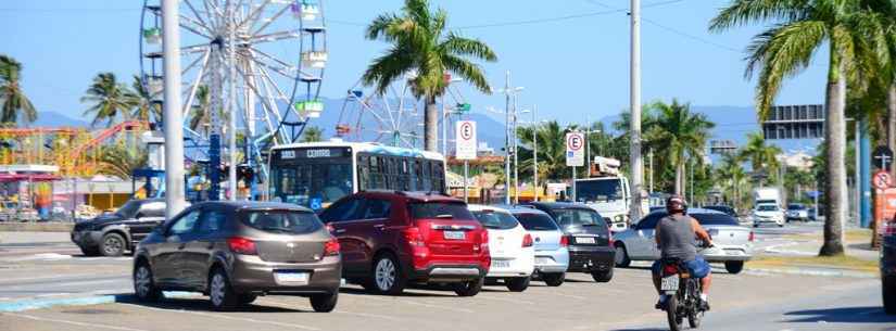 Prefeitura de Caraguatatuba libera estacionamento na Avenida da Praia e linhas de ônibus são retomadas