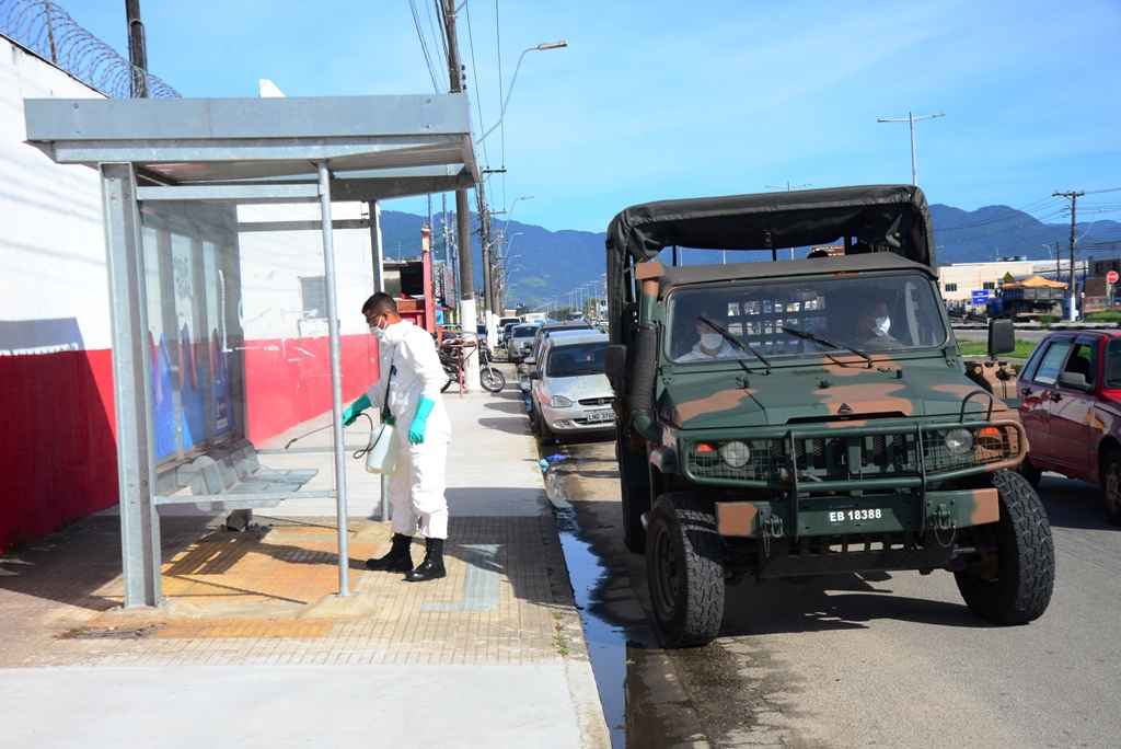 Covid-19: Prefeitura realiza higienização de espaços e vias públicas há 120 dias 