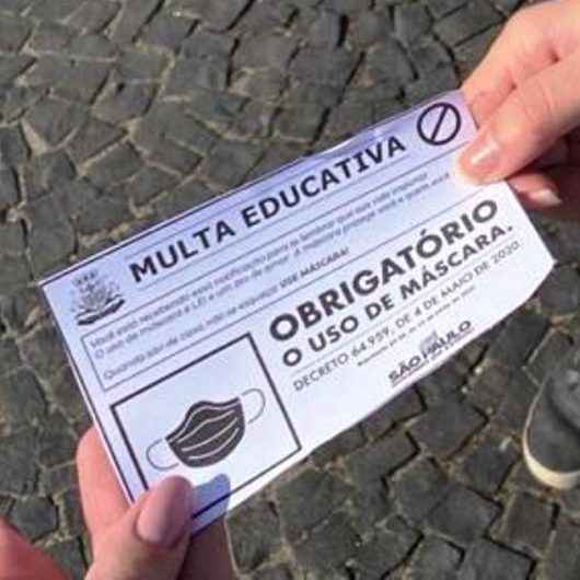 Prefeitura de Caraguatatuba reforça uso de máscara com “multa educativa moral”