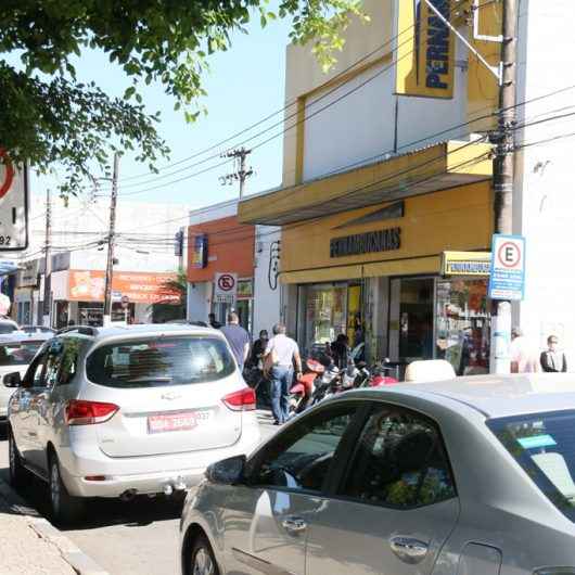 Prefeitura de Caraguatatuba regulamenta táxis e aplicativos de transporte