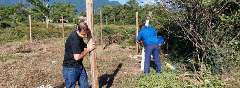 Fiscalização da Prefeitura flagra tentativa de ocupação de área pública no Perequê-Mirim