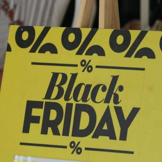 Procon de Caraguatatuba alerta sobre  “pegadinhas” e golpes nas ofertas da Black Friday