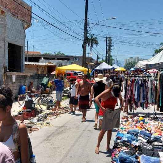 Prefeitura de Caraguatatuba fiscaliza mais de 370 estabelecimentos e flagra quase 360 pessoas sem máscara