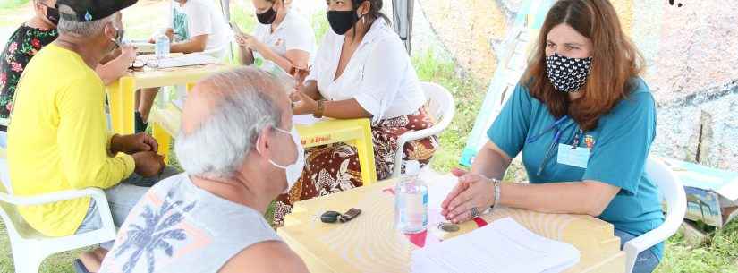 Urbanismo Itinerante: moradores do Tinga recebem suporte para dúvidas e resolver pendências com a prefeitura