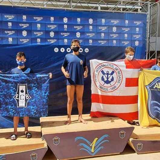 Atleta de Caraguatatuba conquista duas medalhas em Campeonato Paulista de natação