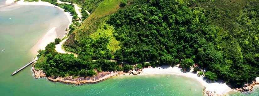 Prefeitura de Caraguatatuba reforça limpeza de praias e costeiras