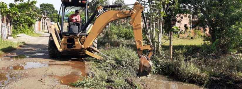 Prefeitura de Caraguatatuba realiza serviços de limpeza em rios e córregos do Pegorelli