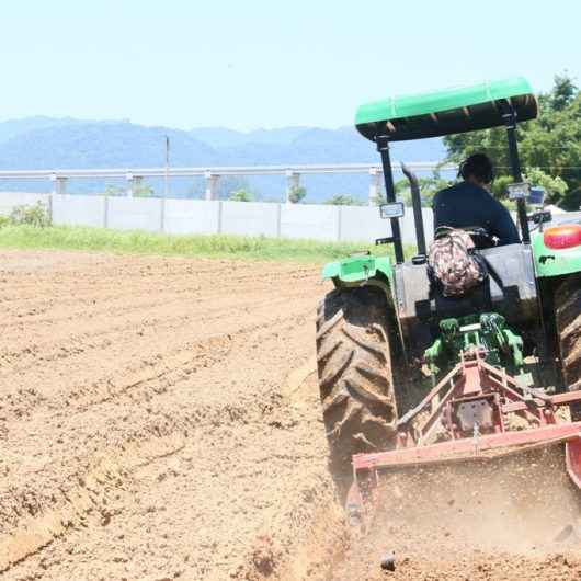 Prefeitura de Caraguatatuba vai adquirir mais implementos para reforçar Agricultura Familiar