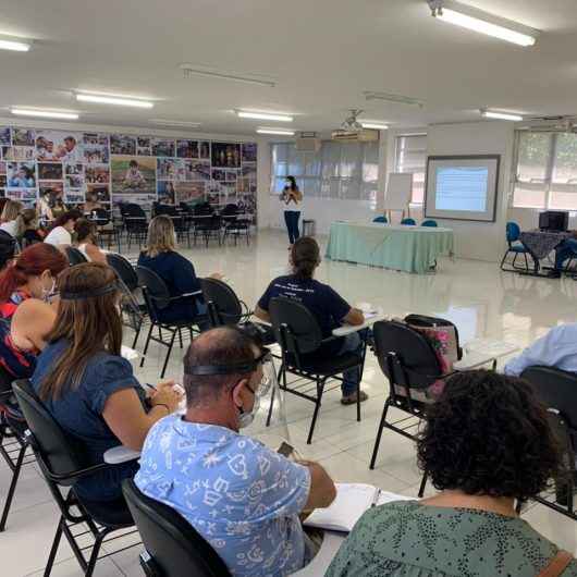 Escolas particulares recebem orientações de protocolos sanitários para aulas presenciais