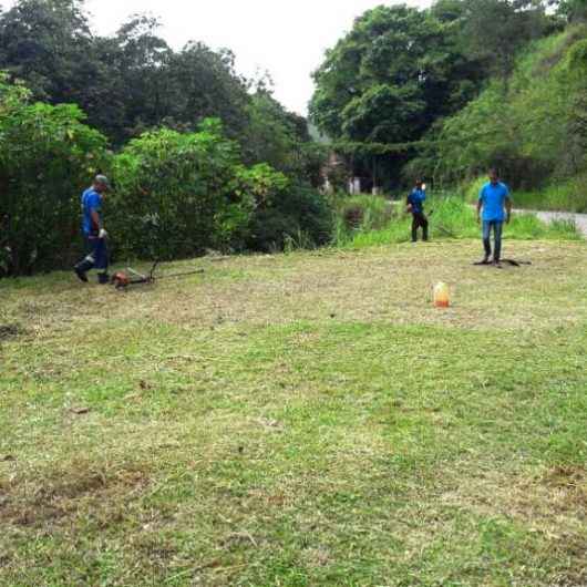 Prefeitura de Caraguatatuba continua com serviços de manutenção por toda cidade