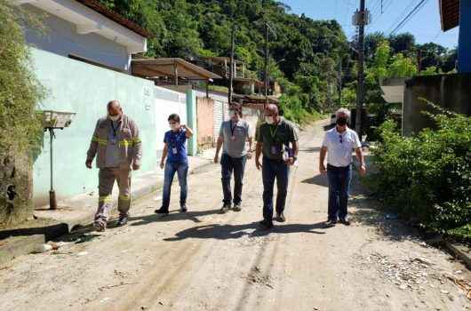 Prefeitura de Caraguatatuba e EDP avaliam regularização de energia no bairro Jardim Santa Rosa Prefeitura de Caraguatatuba e EDP avaliam regularização de energia no bairro Jardim Santa Rosa