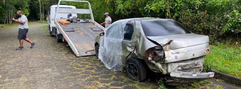 Prefeitura de Caraguatatuba retira 18 carros abandonados em vias públicas em fevereiro