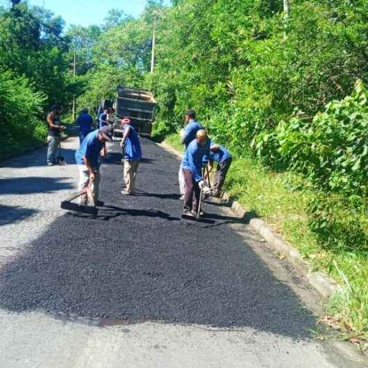 Prefeitura de Caraguatatuba realiza serviços de manutenção por toda cidade