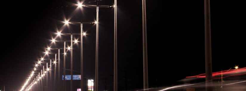Prefeitura e Caraguá Luz reavaliam parceria para implantar 4,7 mil luminárias LED nos próximos 18 meses