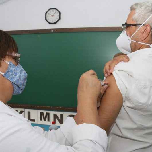 Caraguatatuba oficia Estado para envio de mais doses de vacinas contra a Covid-19