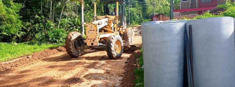 Prefeitura de Caraguatatuba instala nova tubulação de drenagem no Recanto Verde Mar