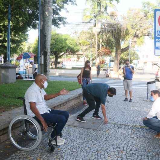 Prefeitura de Caraguatatuba avalia acessibilidade na região central