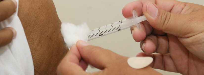 Caraguatatuba inicia agendamento, nesta terça (4), para vacinar idosos com mais de 60 anos