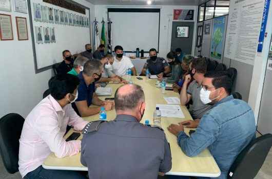 Prefeito de Caraguatatuba inicia preparativos para construção da sede da Força Tática da PM no município Prefeito de Caraguatatuba inicia preparativos para construção da sede da Força Tática da PM no município