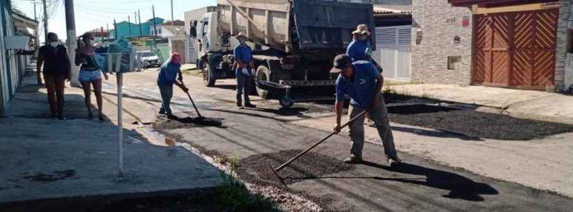 Prefeitura de Caraguatatuba realiza operação ‘Tapa Buracos’ na região sul da cidade