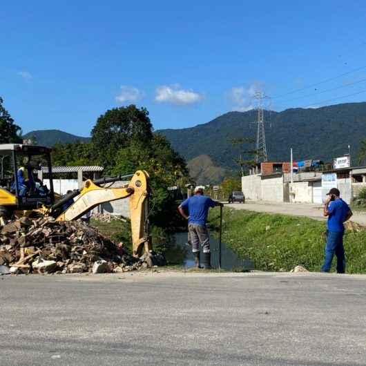 Regional Sul faz contenção de cabeceira no Jardim Tarumã